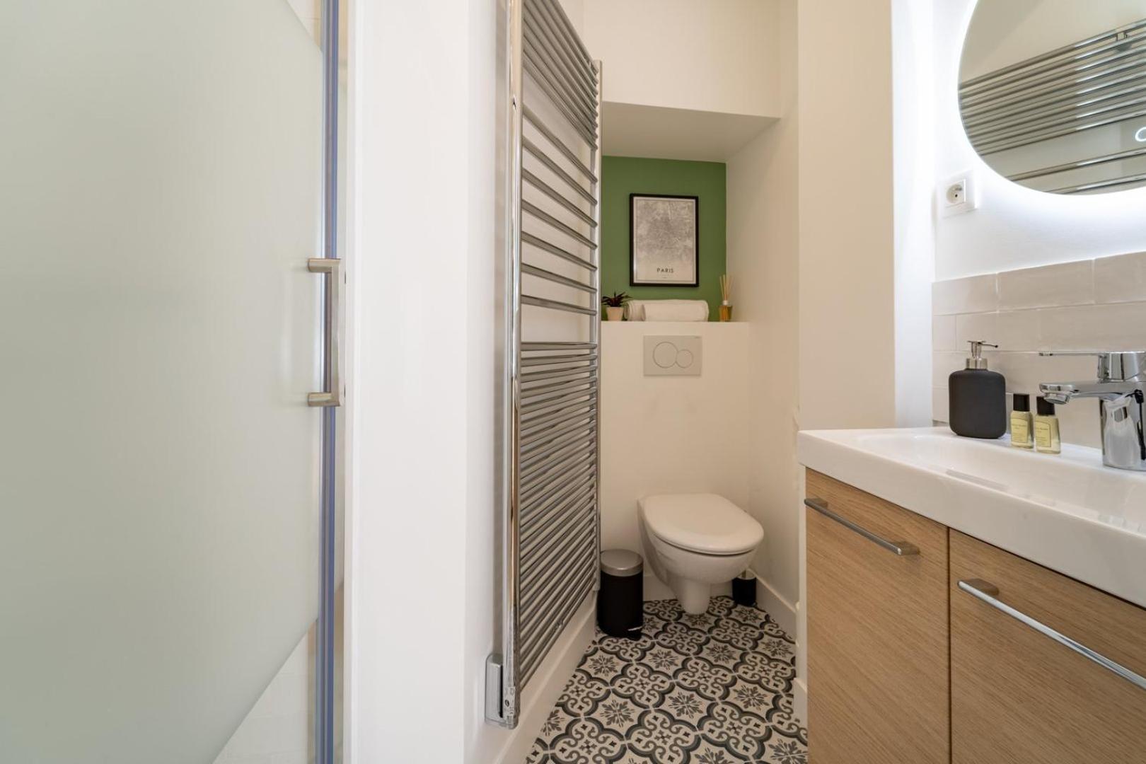 Guestready - Magnifique Appt Au Sud De Pigalle Apartment Paris Bagian luar foto